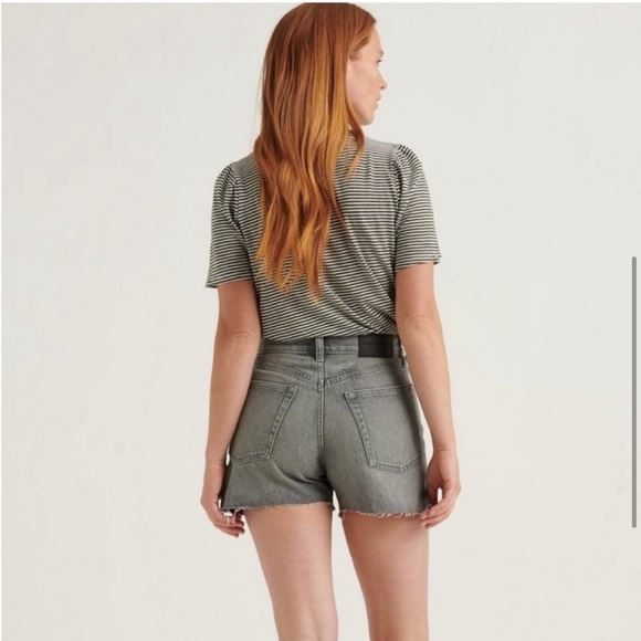 Lucky Brand Traveler Short - Picture 4 of 7